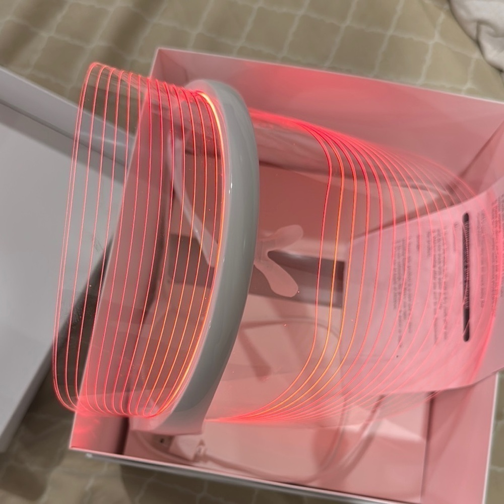 3 Color LED Mask​​​ - Picture 3 of 5